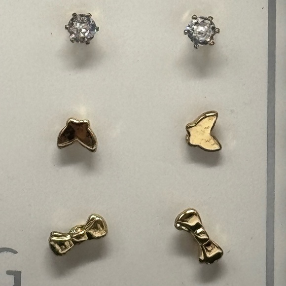 Box Set 6 Pairs Gold  and Rose Gold Tone Post Earrings Bow - Picture 4 of 5